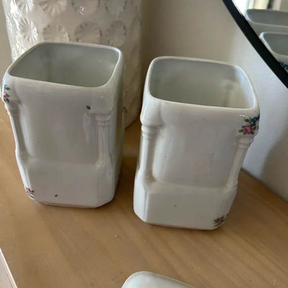 Vintage 1920s Victoria China Czechoslovakia Floral Ceramic Flour Sugar Canisters - Picture 8 of 14